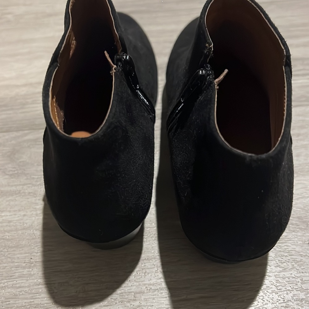 $20 booties - Picture 3 of 5